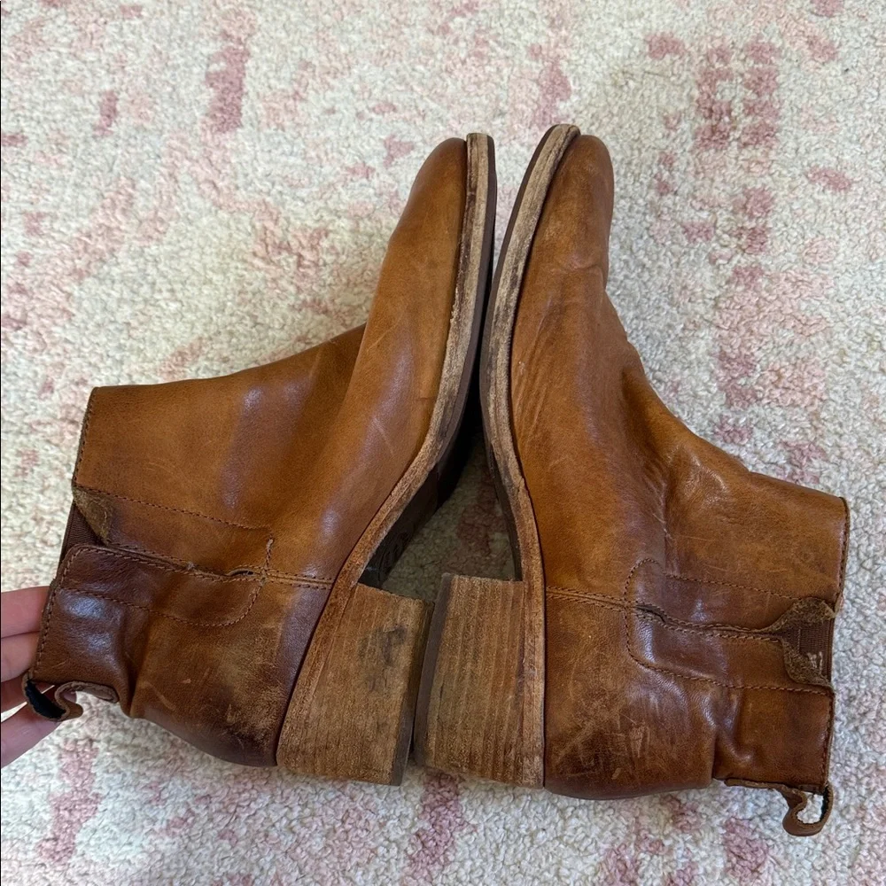Kork-Ease Women's Tan Leather Chelsea Ankle Booties - Picture 8 of 12